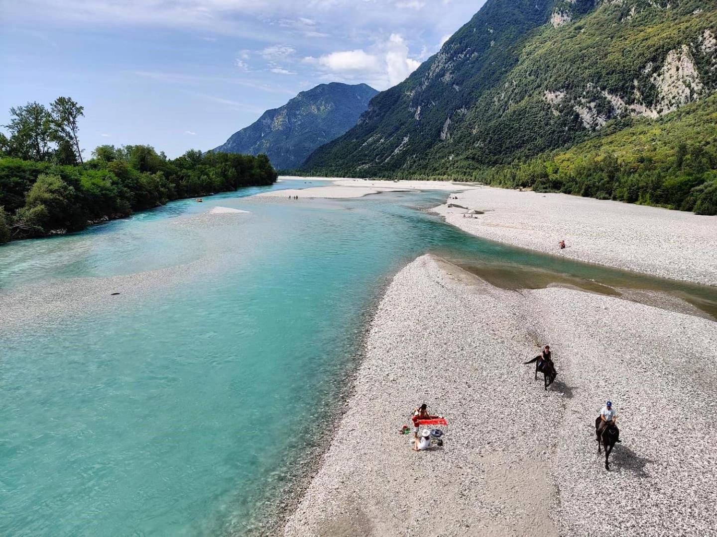 Ai Priori Aparthotel Gemona del Friuli Eksteriør bilde