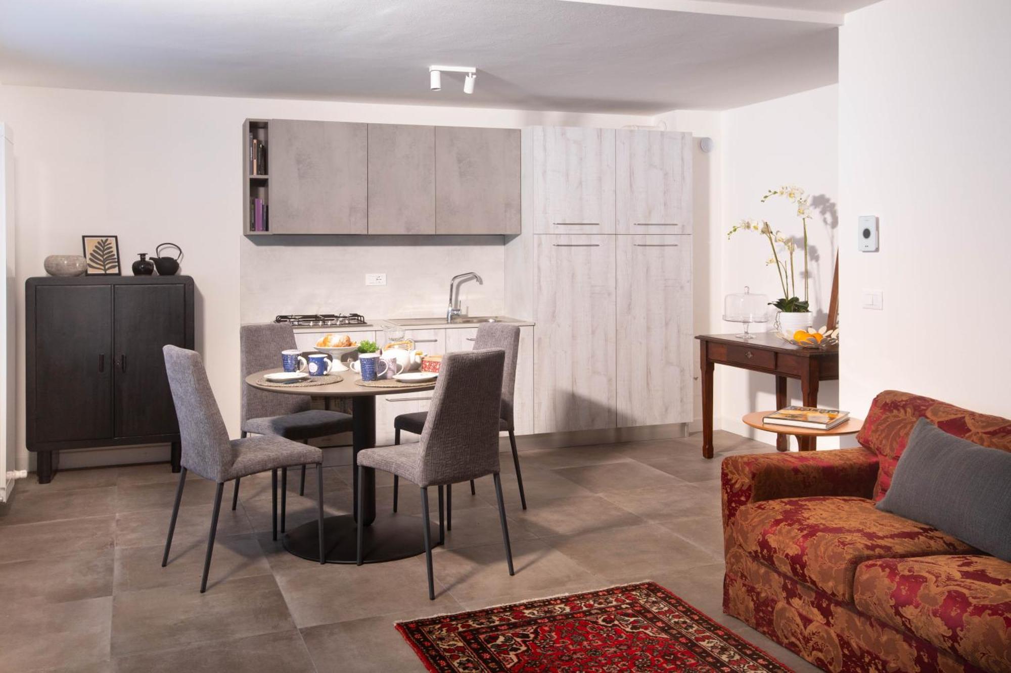 Ai Priori Aparthotel Gemona del Friuli Eksteriør bilde